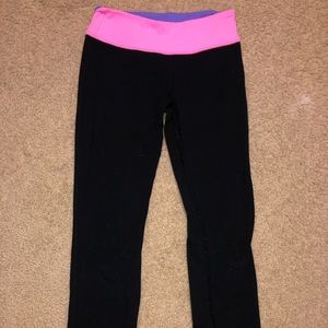 GIRLS LULULEMON 7/8 LEGGINGS